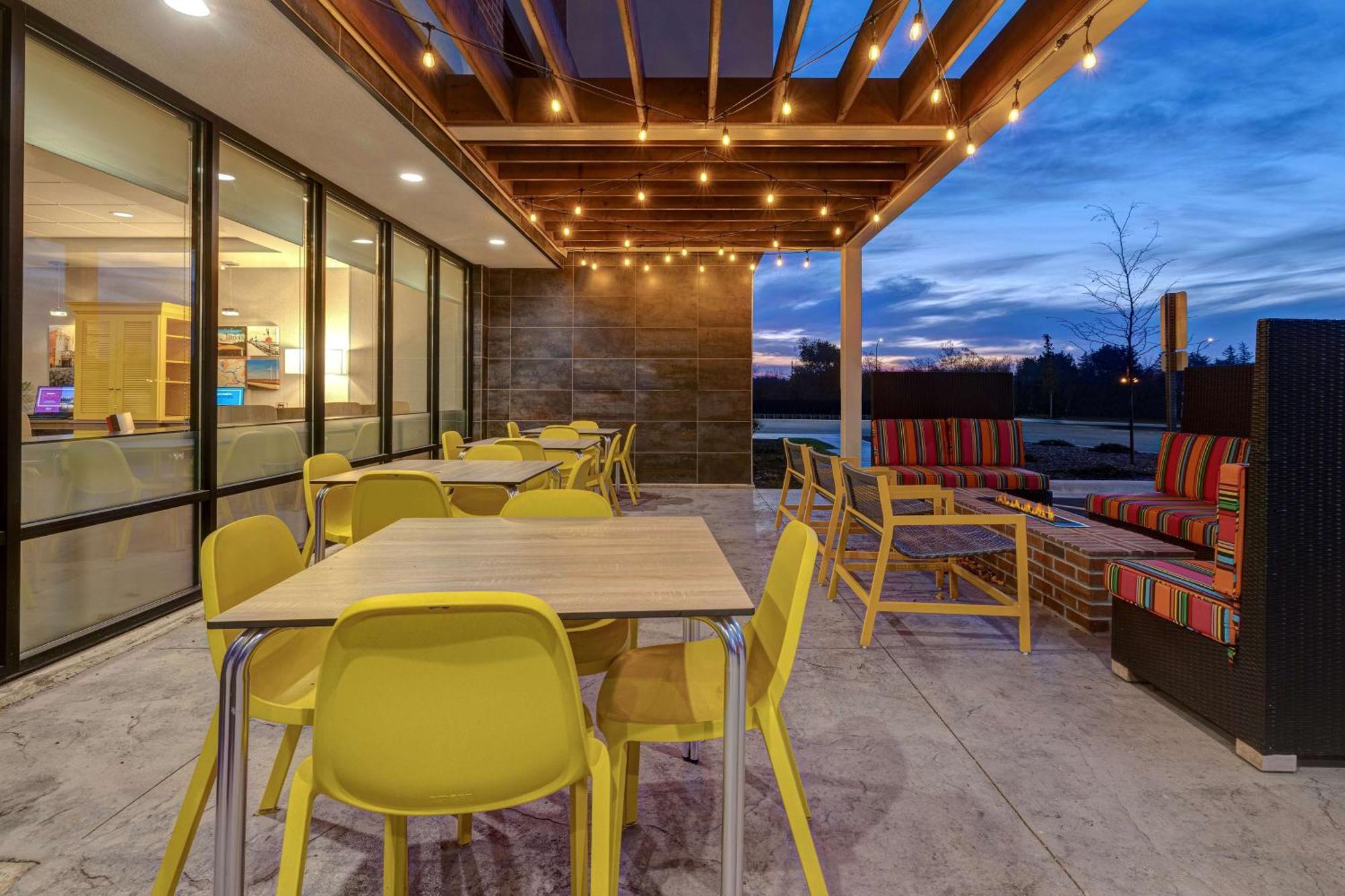 Home2 Suites By Hilton Dekalb Exteriér fotografie